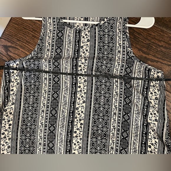 Forever 21 size M dress - Picture 5 of 8